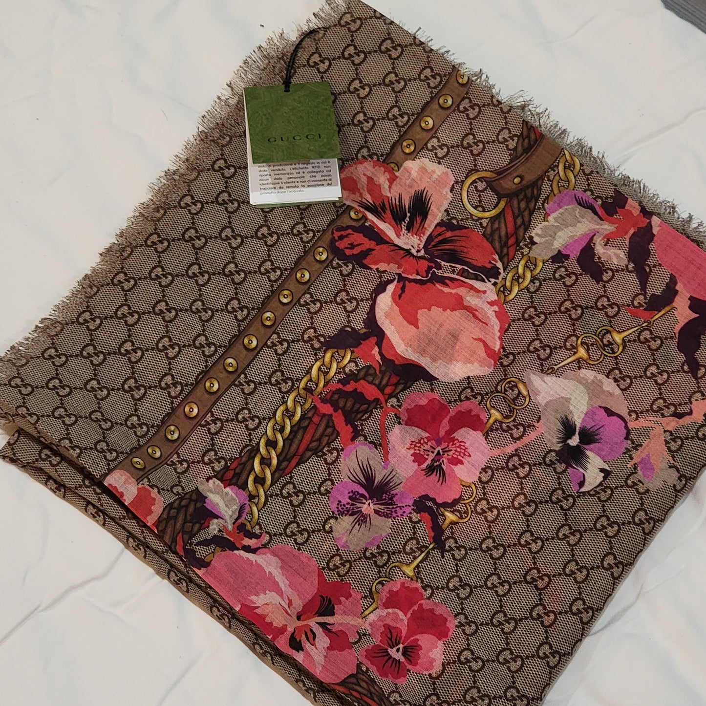 Authentic Gucci Print Floral Full Body Scarf